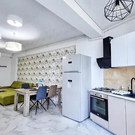 Apartment Sea Side In Complex 5 Stele Navodari