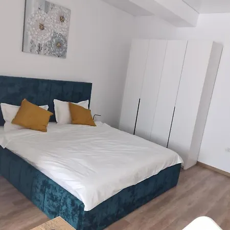 Apartment Sea Side In Complex 5 Stele Navodari